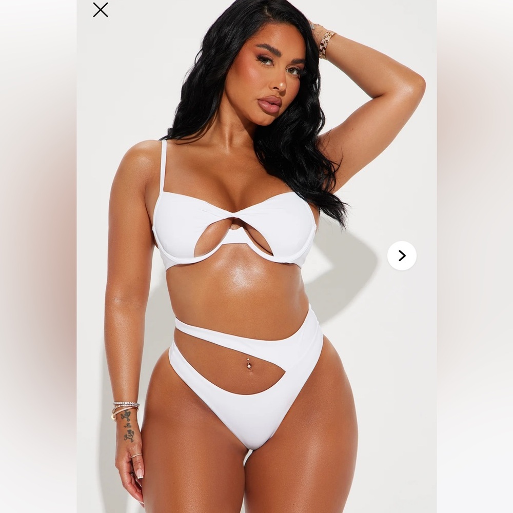 NWT Fashion Nova Katy Cutout 2 Piece Swimsuit - White M